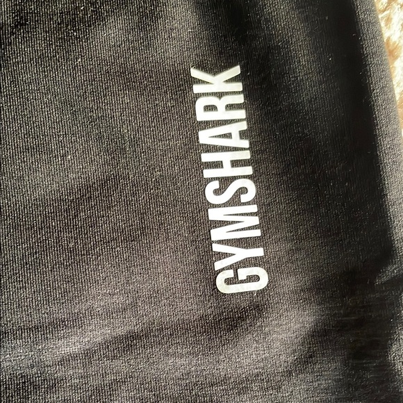 Gymshark ombré Black and Gray Bottoms - Picture 2 of 7
